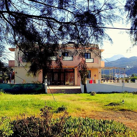 Girogiali Apts Kíssamos Екстериор снимка