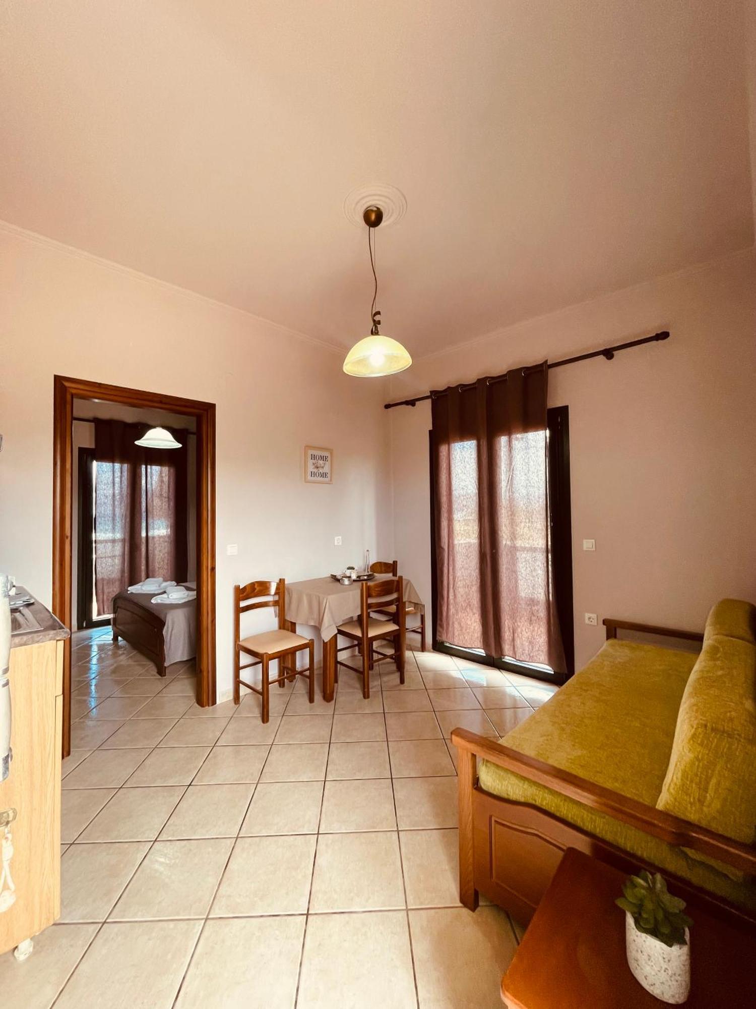 Girogiali Apts Kíssamos Екстериор снимка