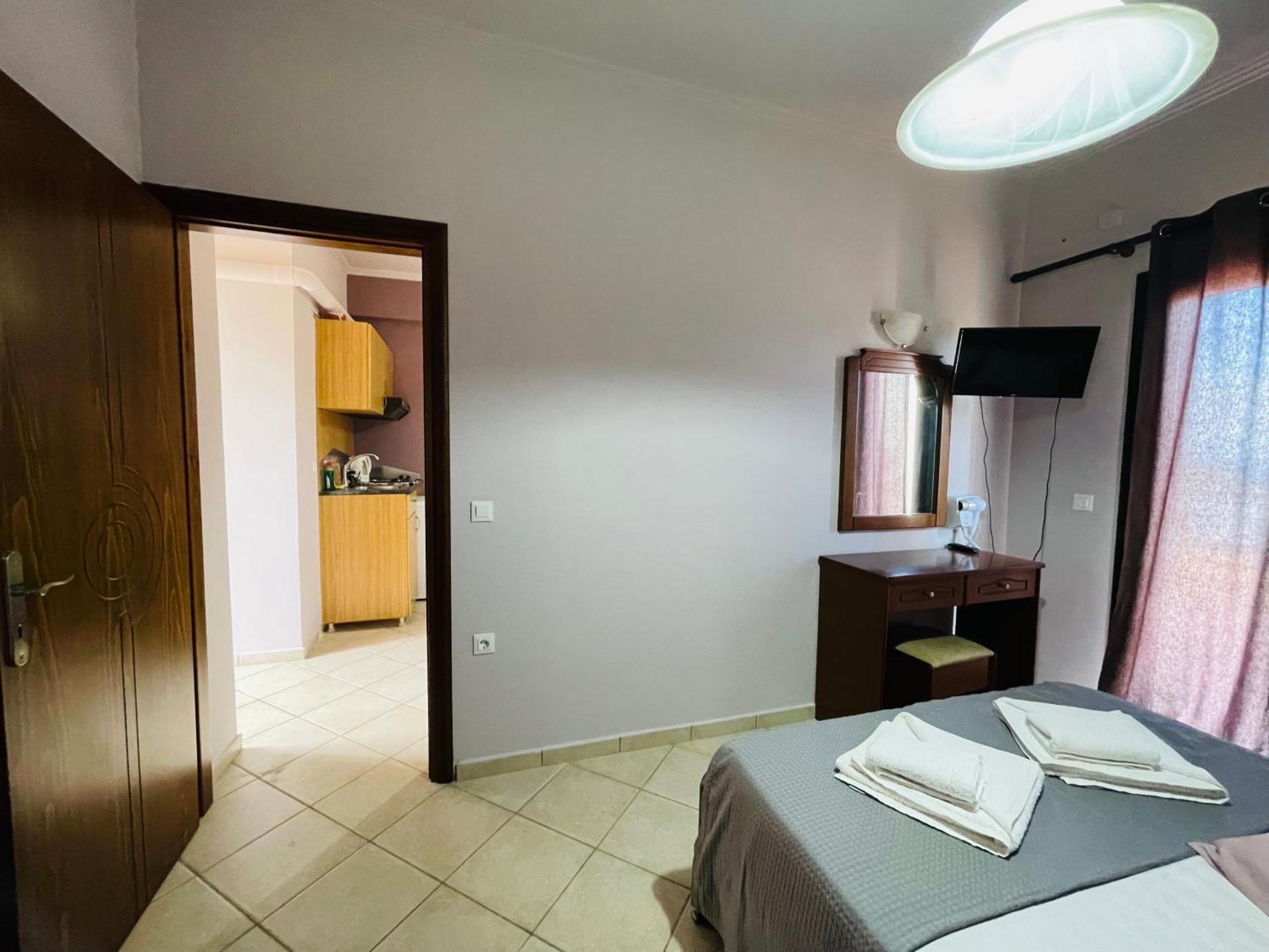 Girogiali Apts Kíssamos Екстериор снимка