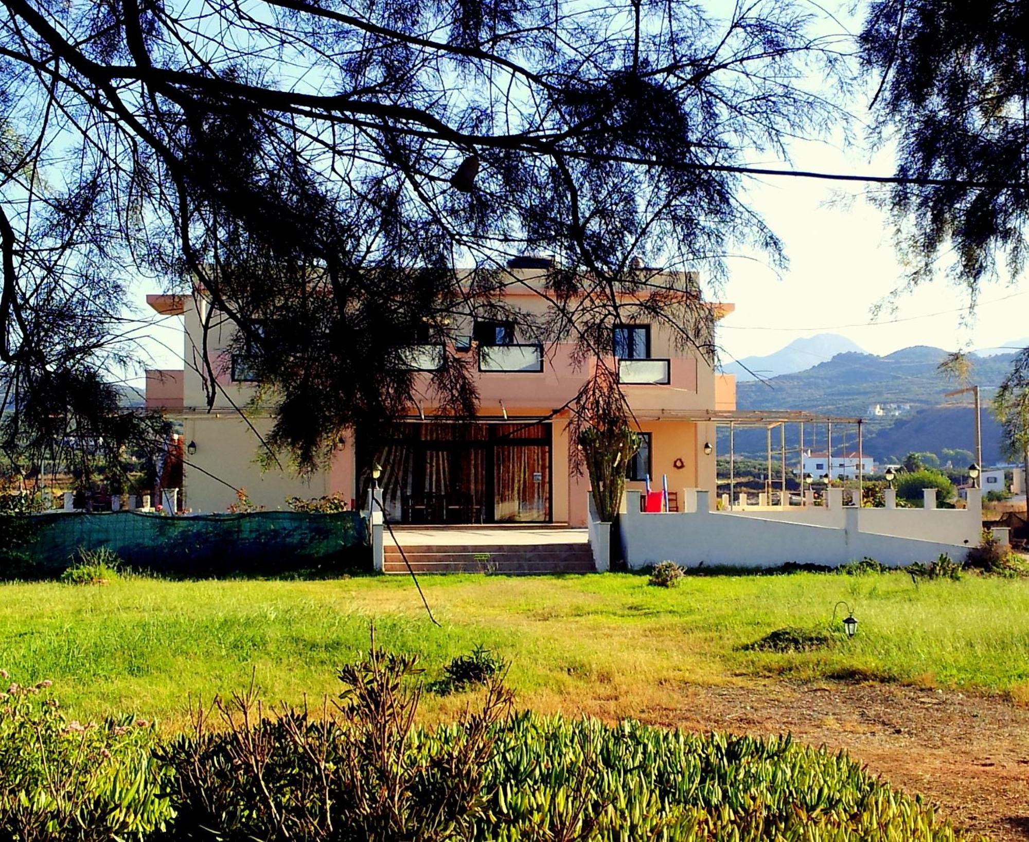 Girogiali Apts Kíssamos Екстериор снимка